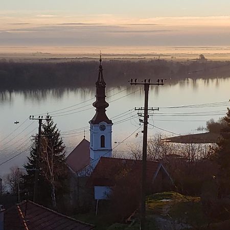 Vila Slankamenka Stari Slankamen Extérieur photo